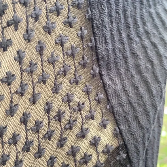 Barney’s NY Navy Lace Detail Dress sz 4 - Picture 9 of 17